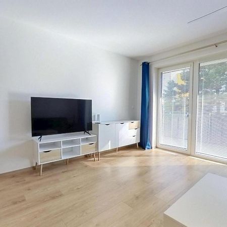 Air-Conditioned 2 Room Apartment, With Terrace, Rovinka 203 Exterior foto